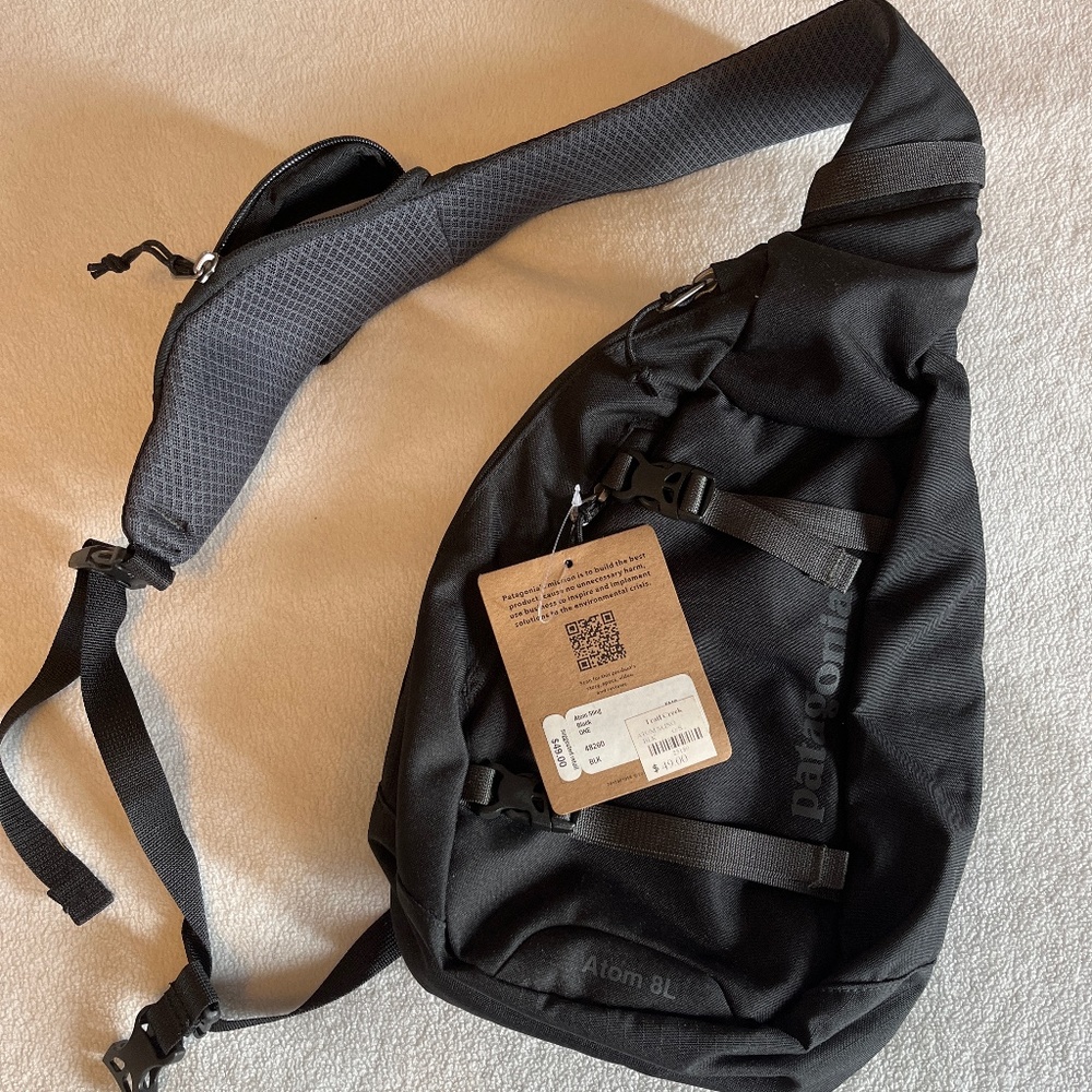Patagonia Black Cross-Body Bag (New Without Tags)
